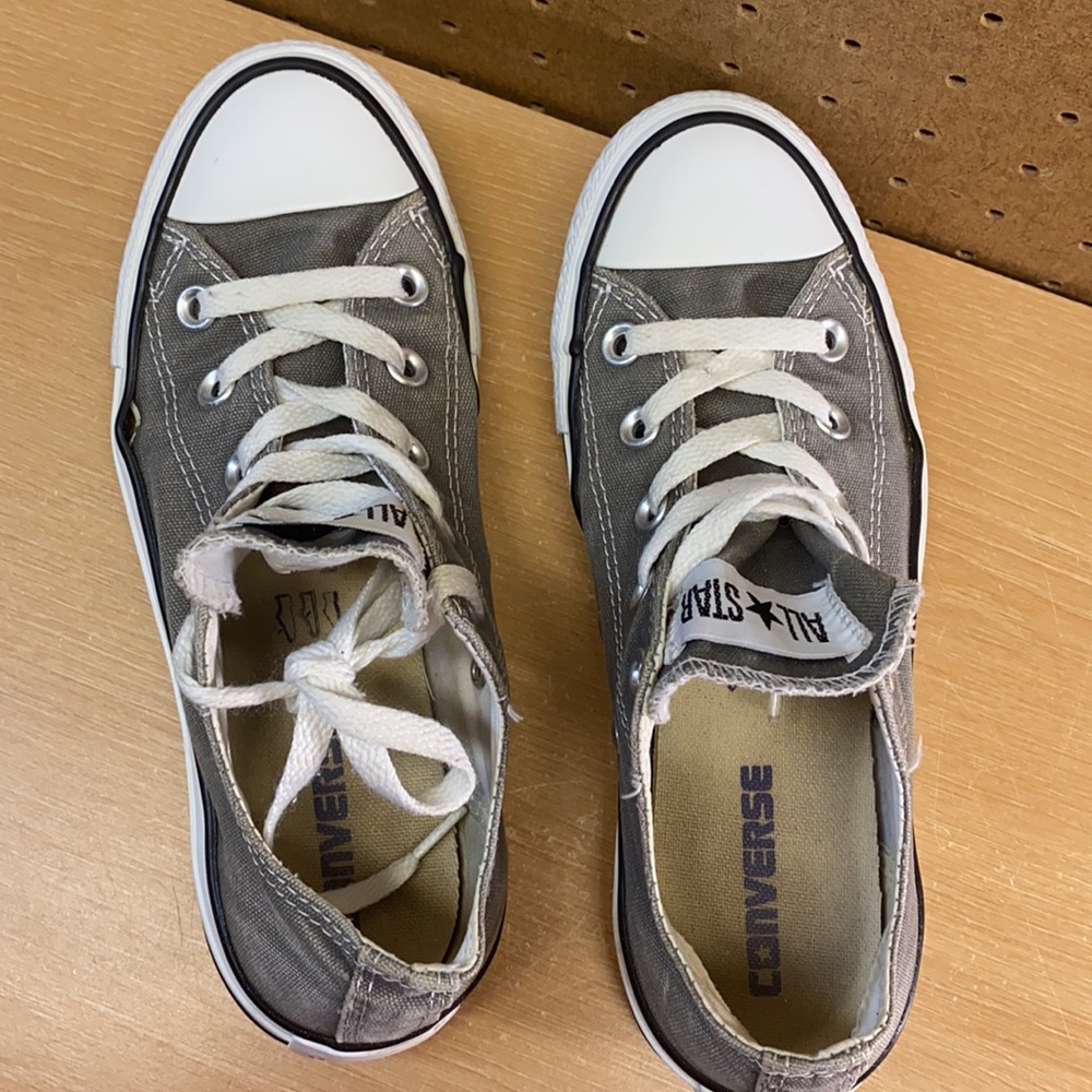 Converse Chuck Taylor All Star Low Size 6 Women’s Sneakers - Picture 6 of 12